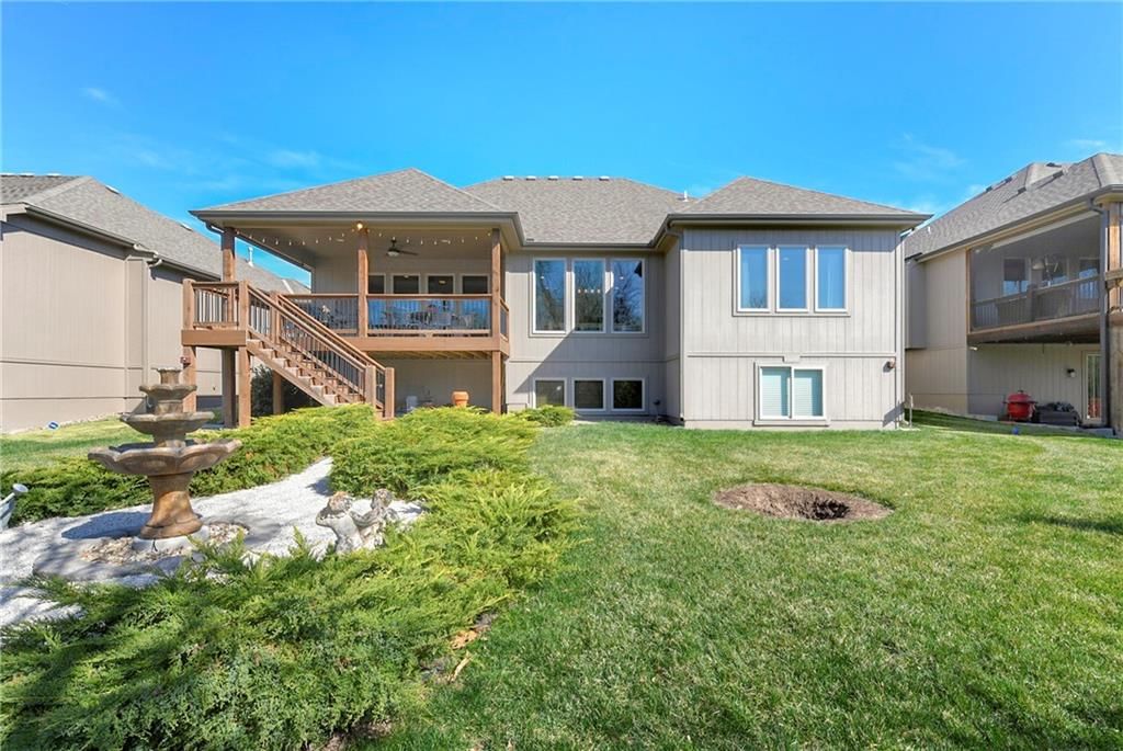 1699 NE Parkwood Drive — photo 45