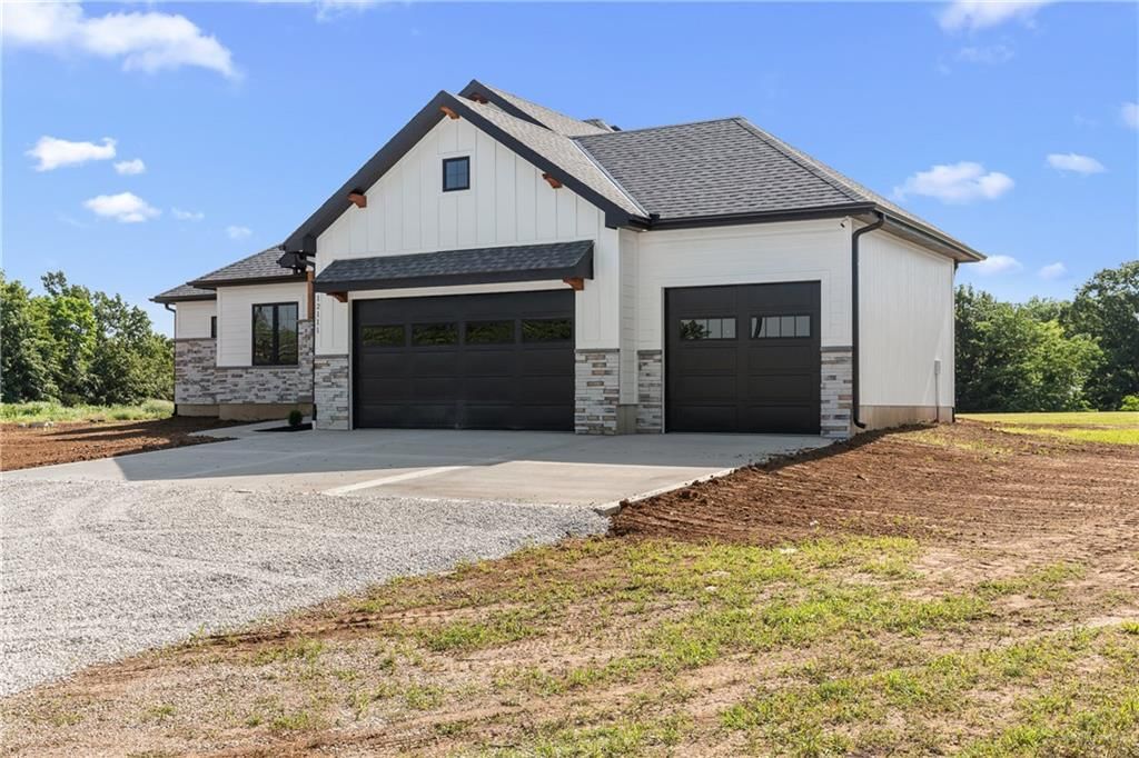 12111 S Faulkenberry Road — photo 3