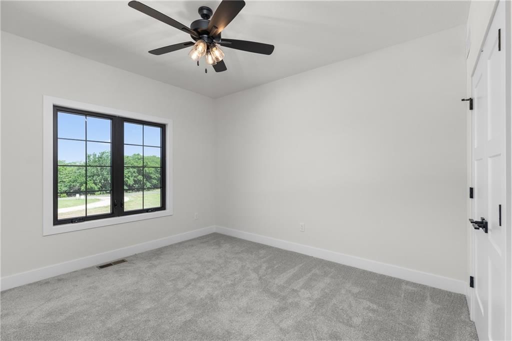 12111 S Faulkenberry Road — photo 28