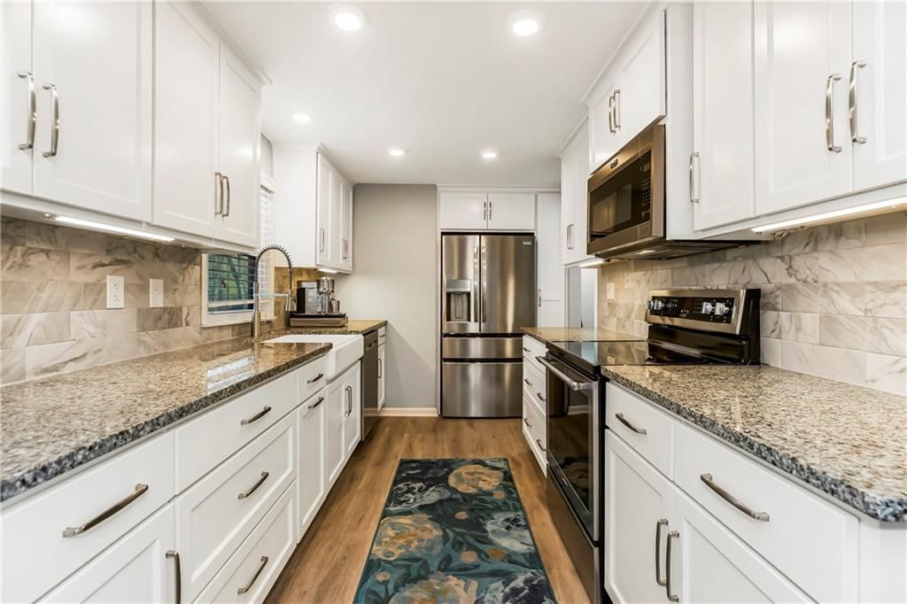 4608 W 72nd Street — photo 14