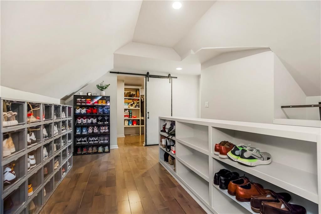 4608 W 72nd Street — photo 17