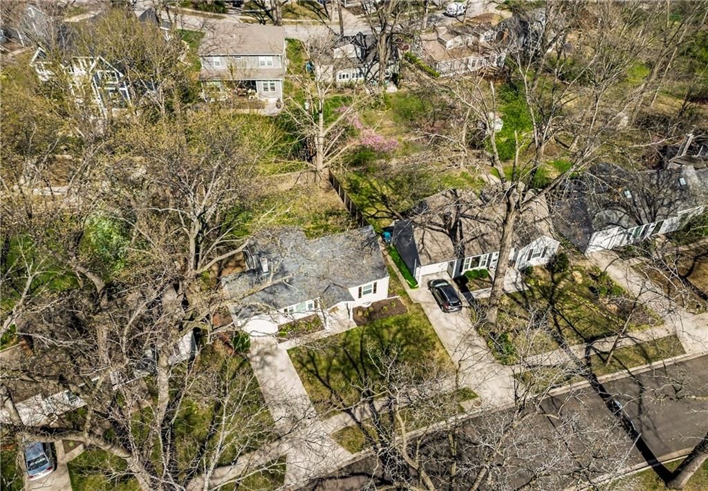 4608 W 72nd Street — photo 32