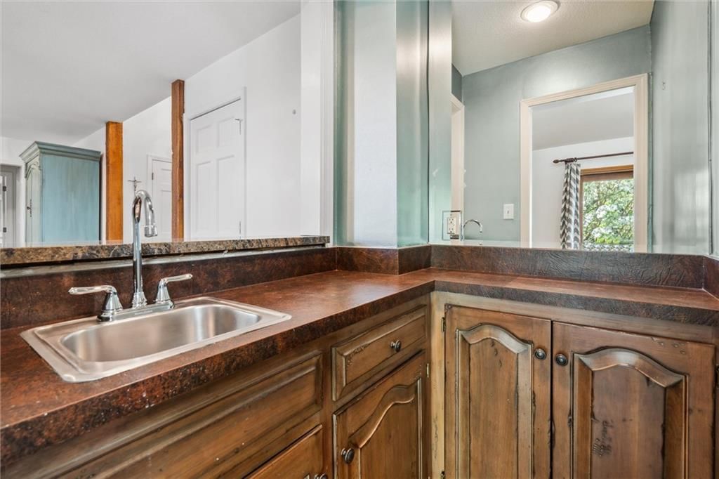 8321 W 102nd Street — photo 15