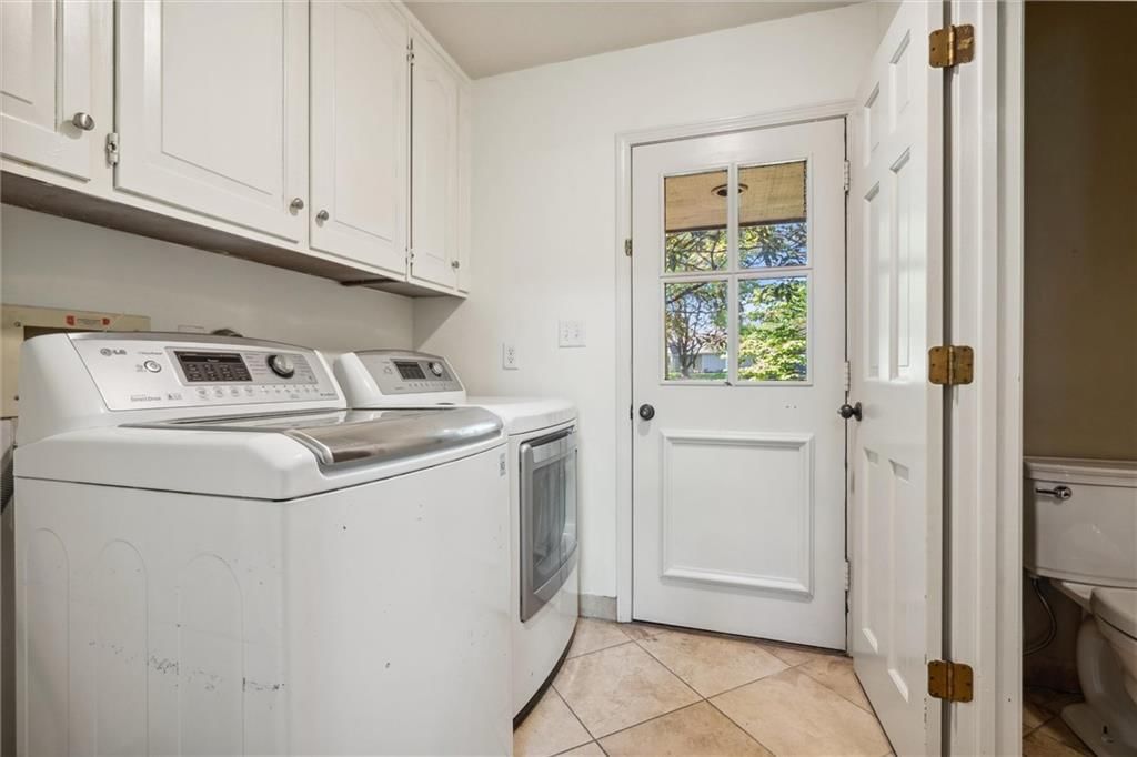 8321 W 102nd Street — photo 16