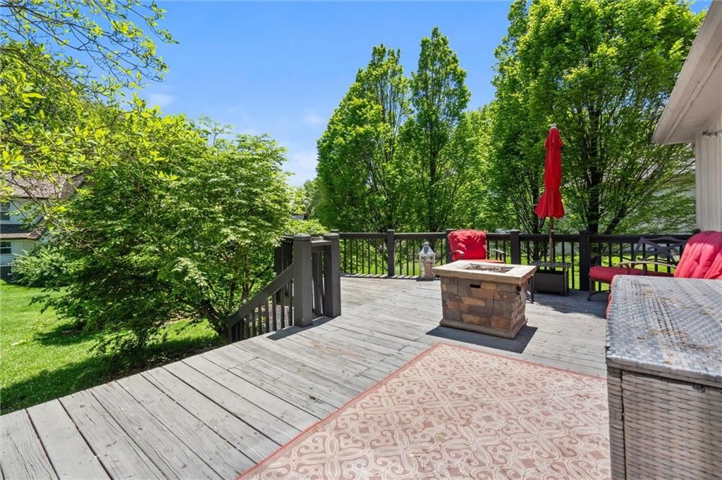 8321 W 102nd Street — photo 37