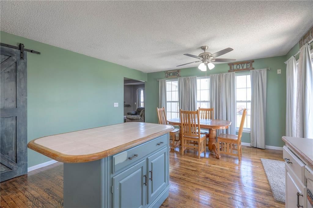 802 SW Crestview Court — photo 13