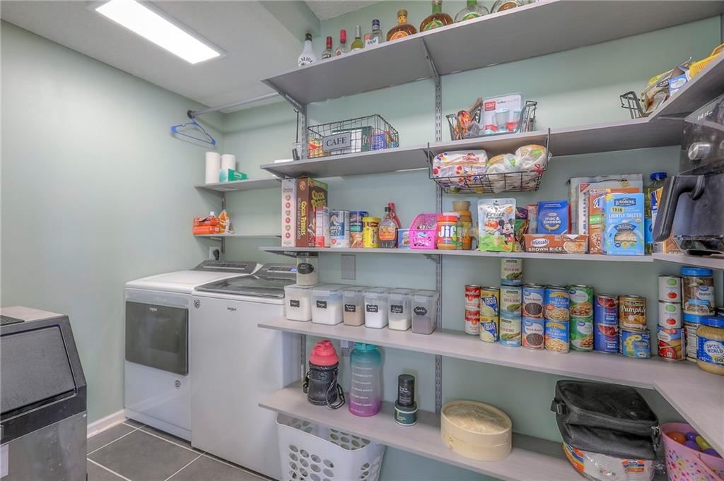 802 SW Crestview Court — photo 14
