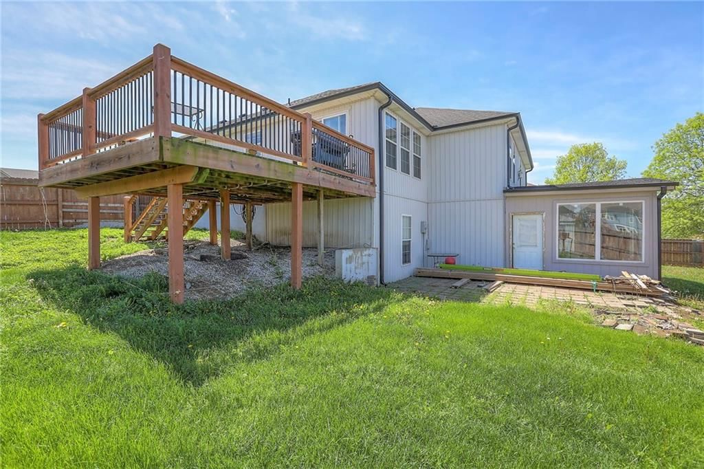 802 SW Crestview Court — photo 40