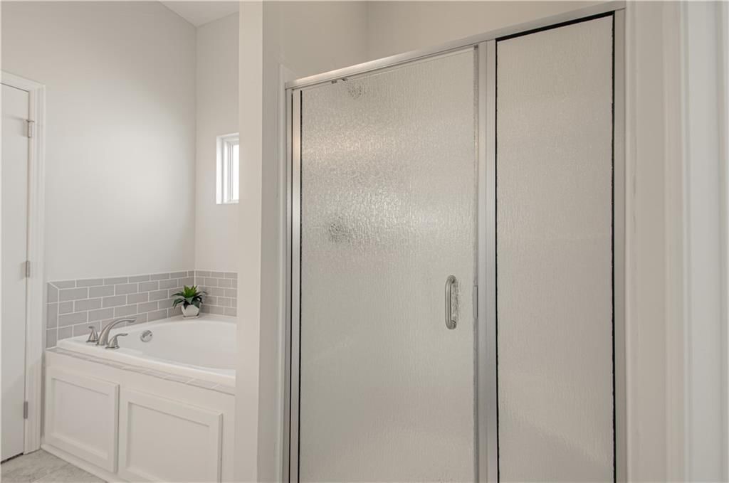 6008 NE 118th Terrace — photo 43