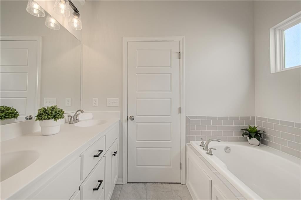 6008 NE 118th Terrace — photo 44