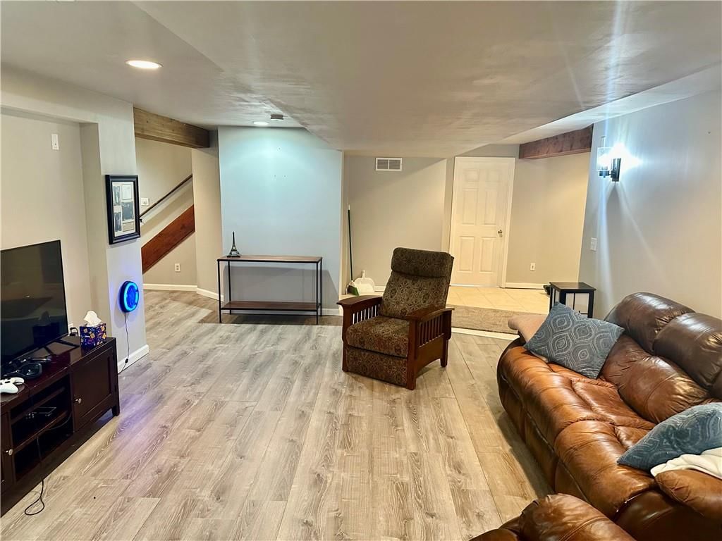14906 Benson Street — photo 12