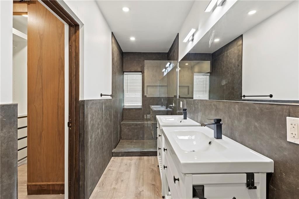 4011 S Minnie Street — photo 18