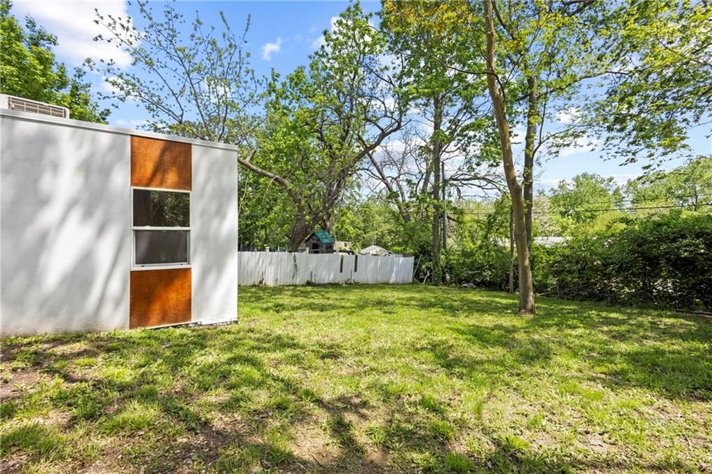 4011 S Minnie Street — photo 23