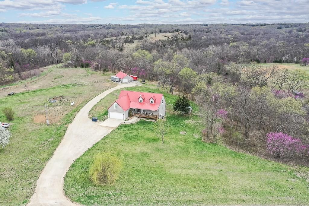 24541 Garrett Road — photo 3