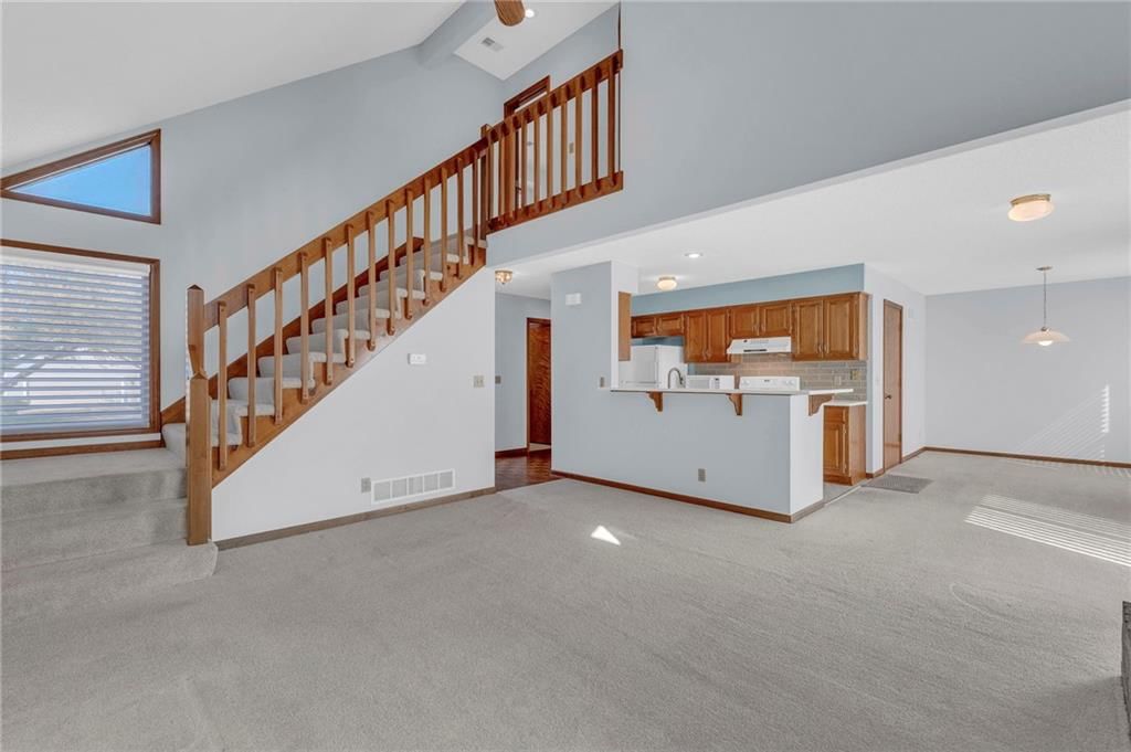 15433 Marty Street — photo 8