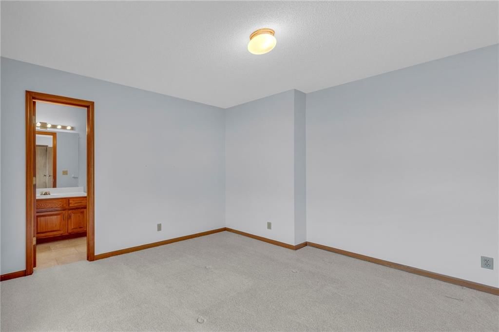 15433 Marty Street — photo 22