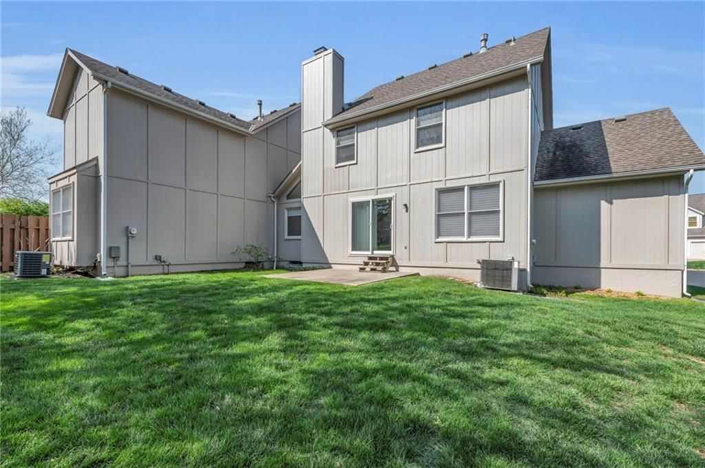 15433 Marty Street — photo 25