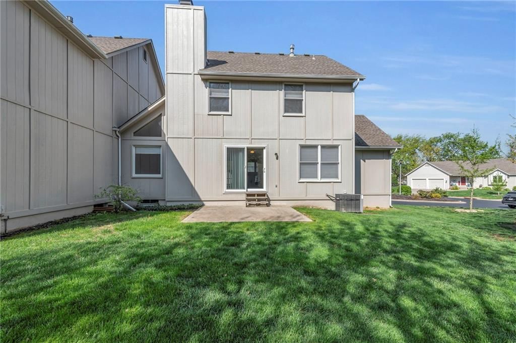 15433 Marty Street — photo 27
