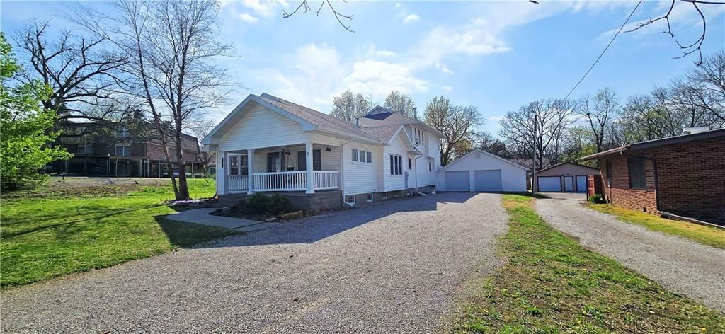 1014 S Holbrook Street — photo 7