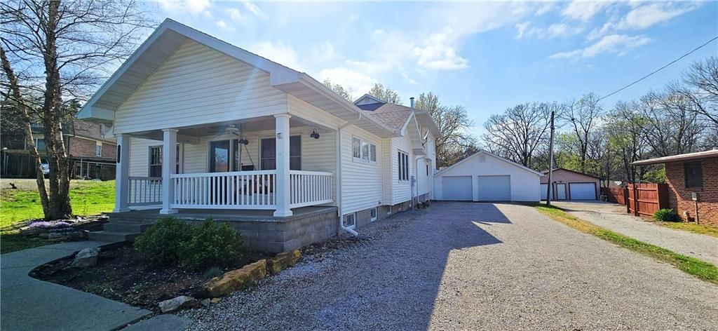 1014 S Holbrook Street — photo 13