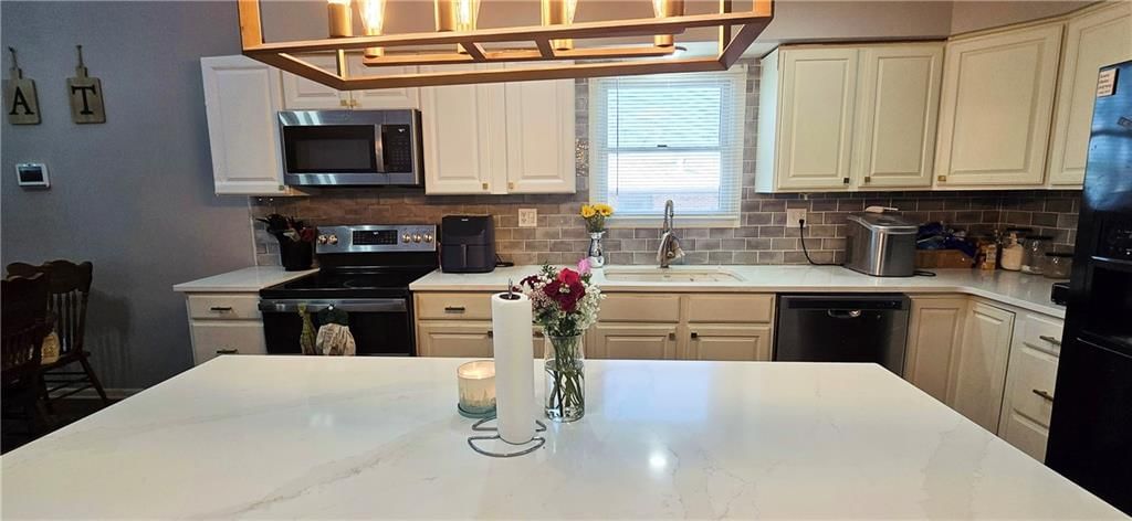 1014 S Holbrook Street — photo 21