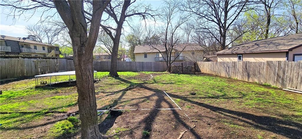 1014 S Holbrook Street — photo 69