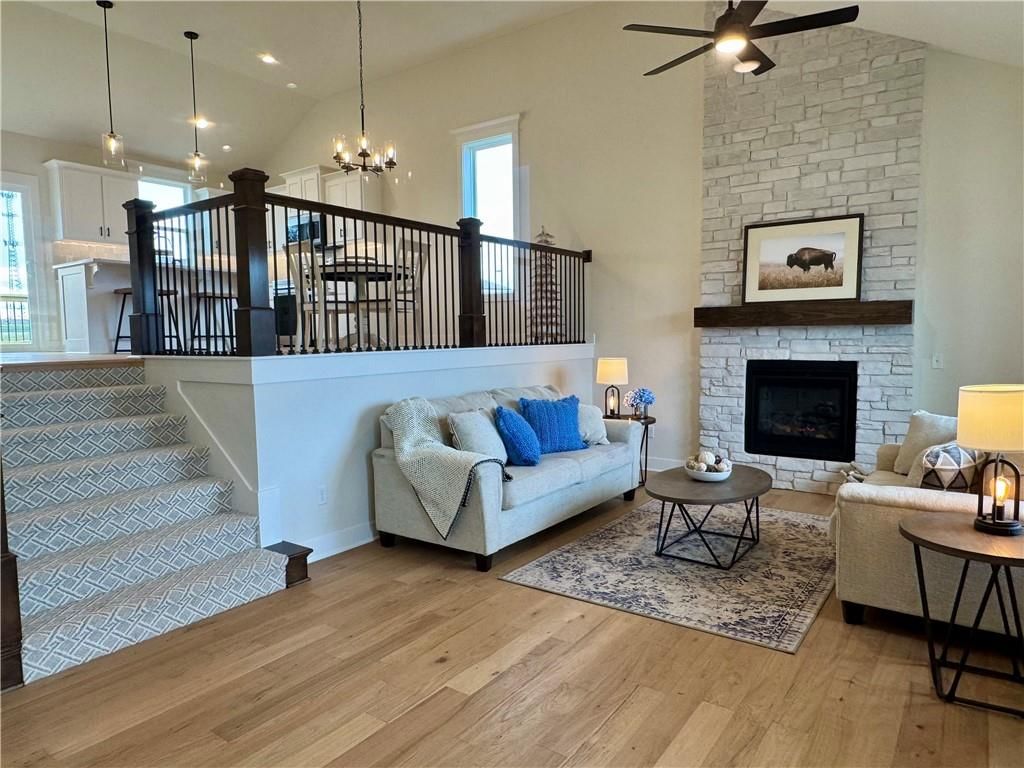 15501 Lakeside Drive — photo 9