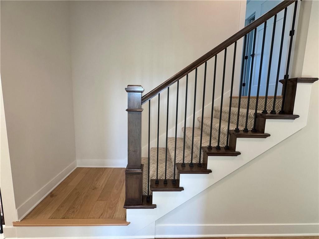15501 Lakeside Drive — photo 24