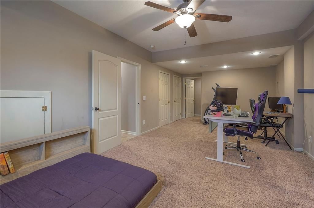 9720 N Donnelly Avenue — photo 27