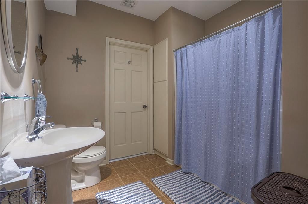 9720 N Donnelly Avenue — photo 29