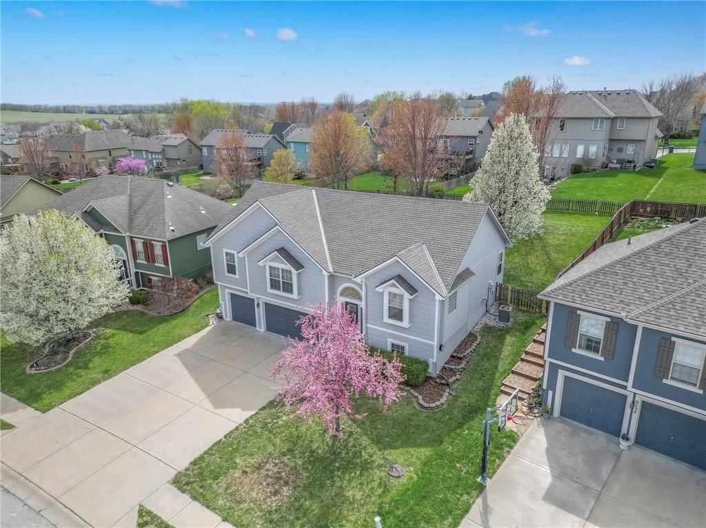 9720 N Donnelly Avenue — photo 37
