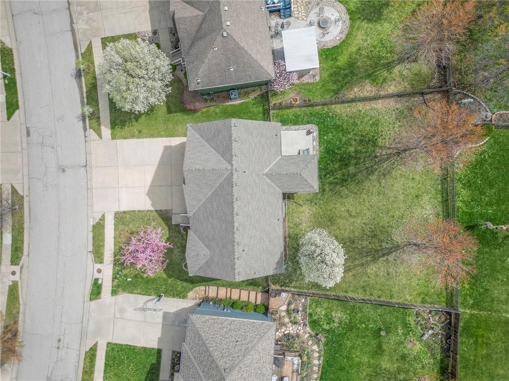 9720 N Donnelly Avenue — photo 39