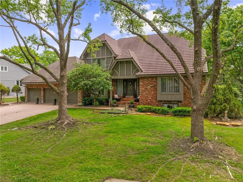 3705 W 119 Terrace — photo 2