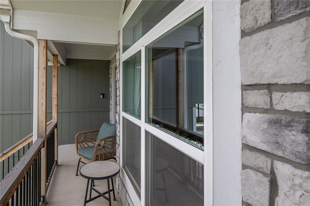 985 Sicklebar Drive — photo 7
