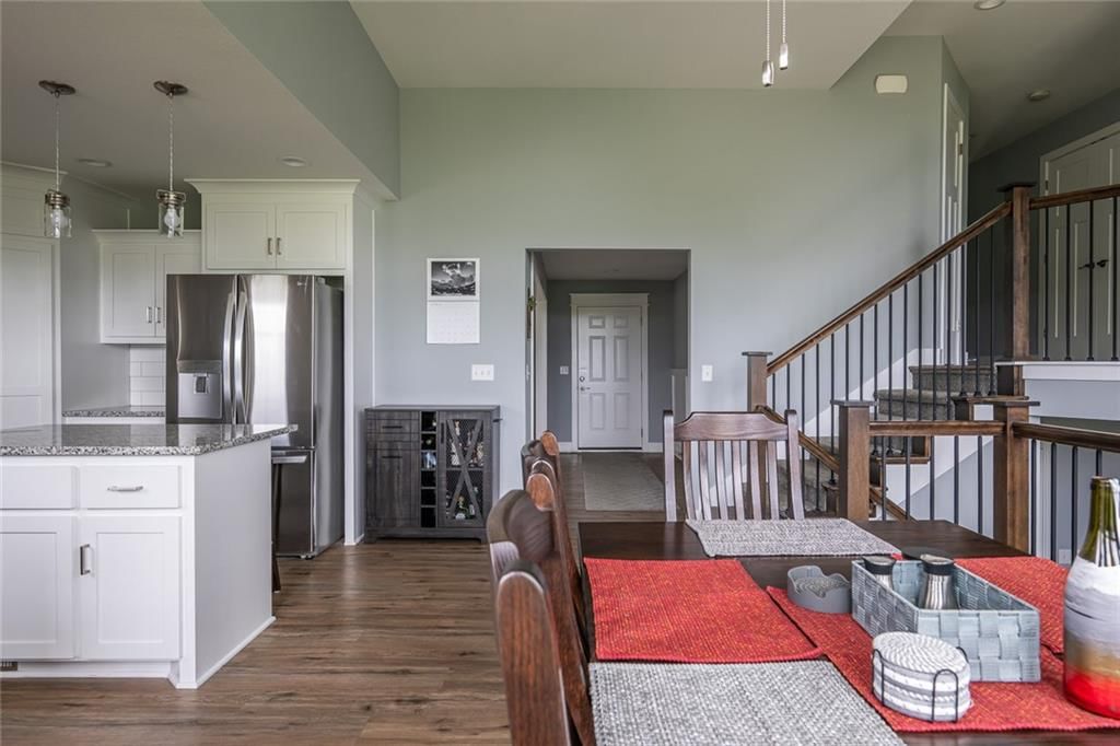 985 Sicklebar Drive — photo 12