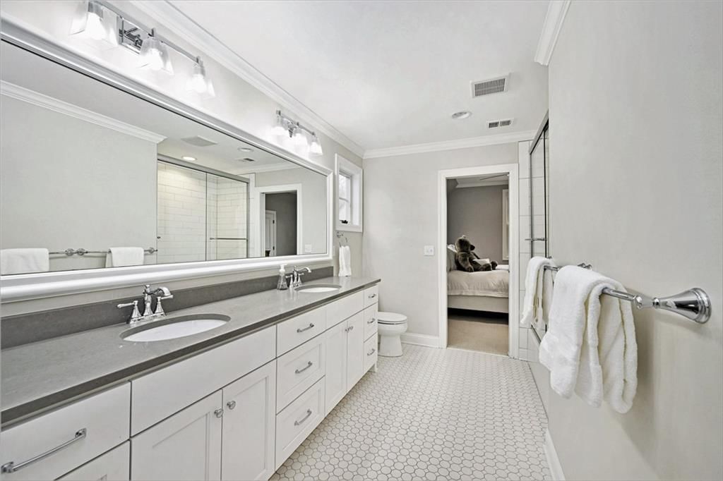 6018 Reinhardt Drive — photo 32