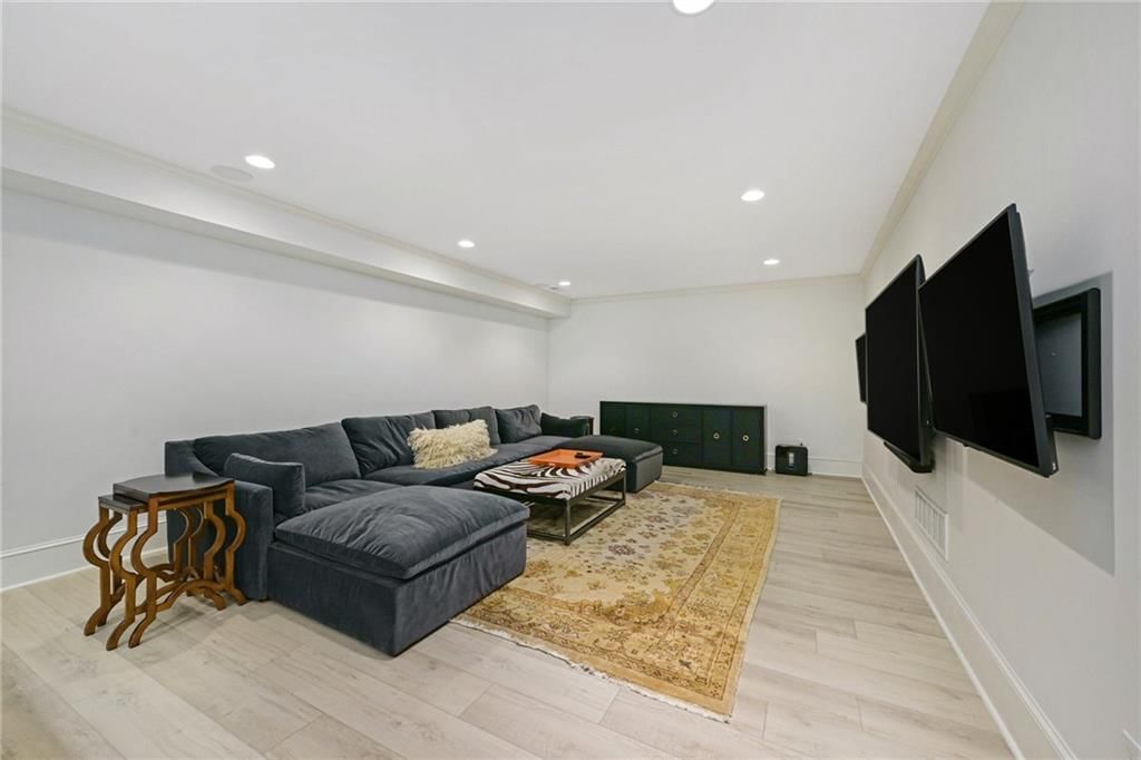 6018 Reinhardt Drive — photo 33