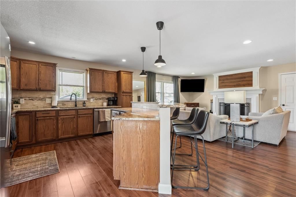 2550 S 45th Terrace — photo 11