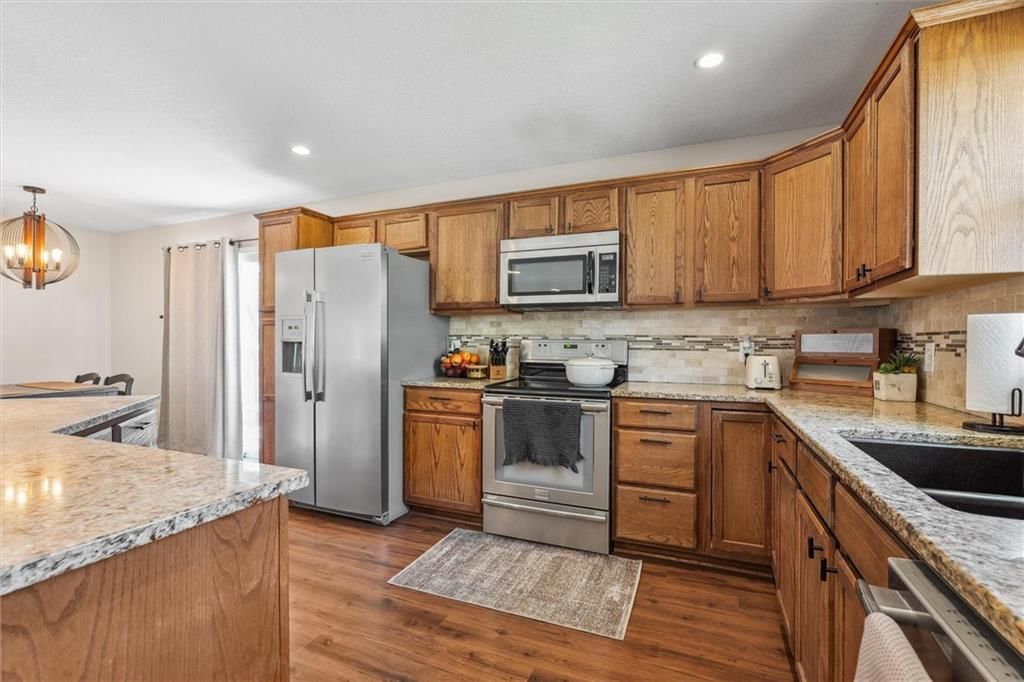 2550 S 45th Terrace — photo 12