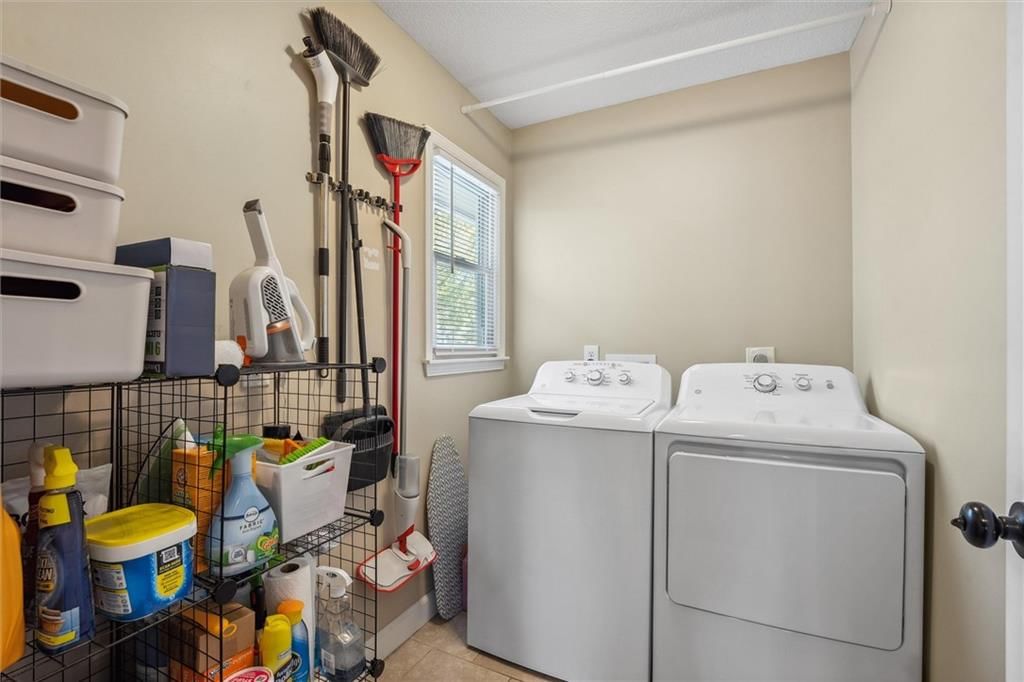 2550 S 45th Terrace — photo 15
