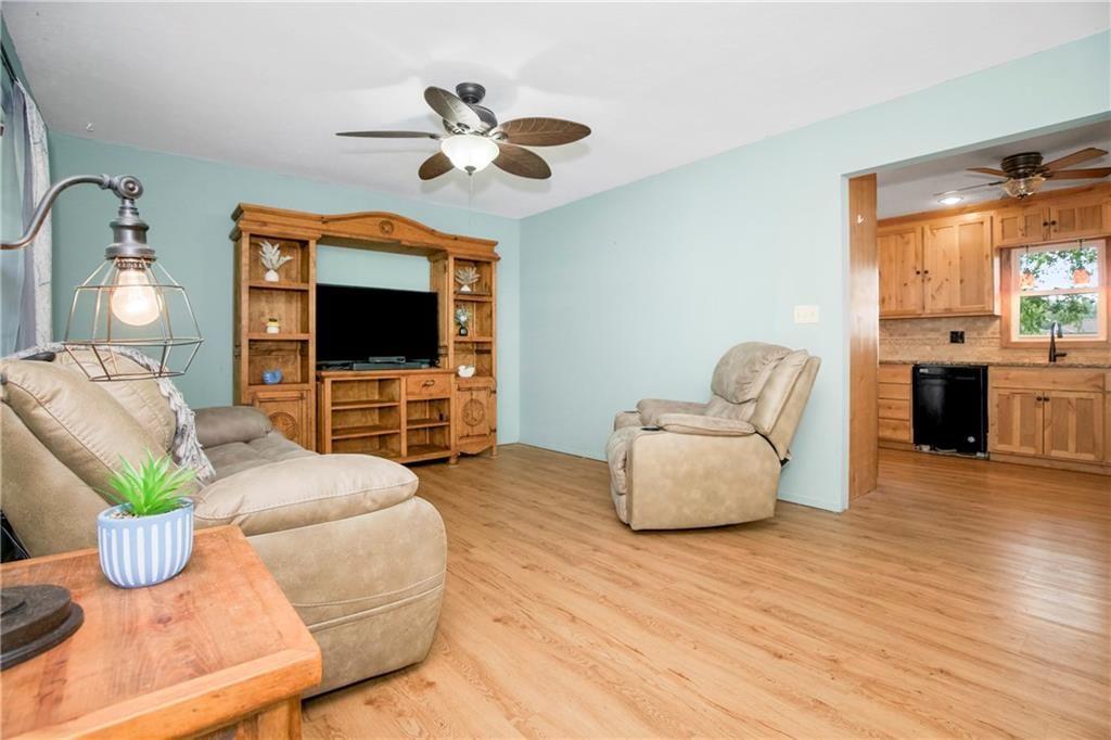2208 SE Austin Street — photo 5