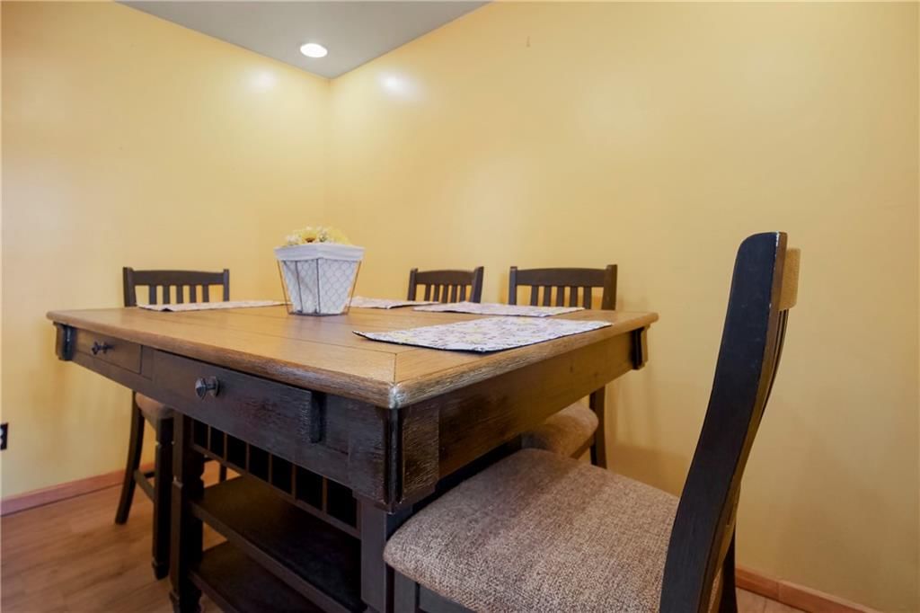 2208 SE Austin Street — photo 8