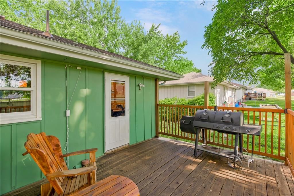 2208 SE Austin Street — photo 10