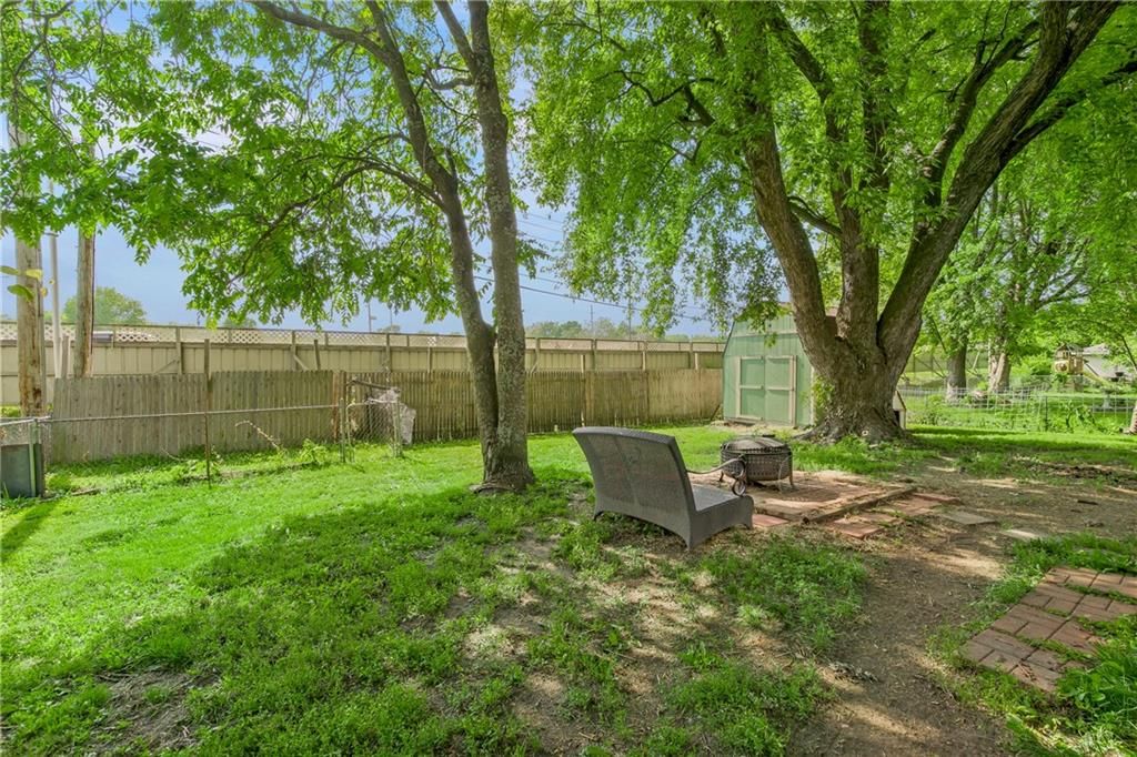 2208 SE Austin Street — photo 24