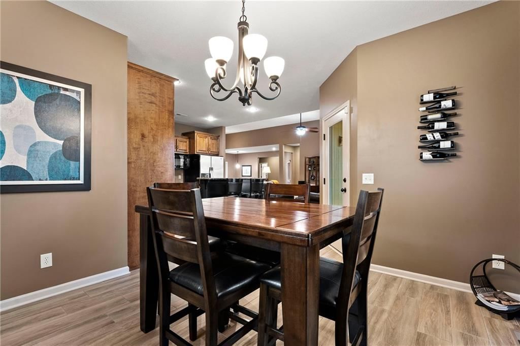 5246 N Walnut Street — photo 8