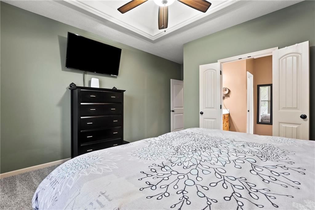 5246 N Walnut Street — photo 12