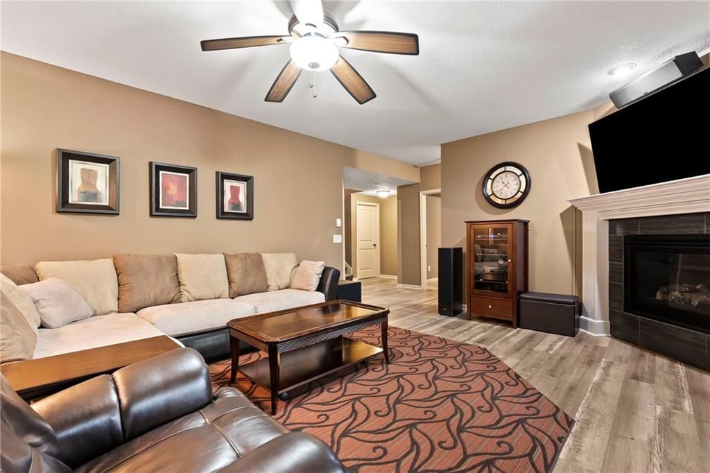 5246 N Walnut Street — photo 18