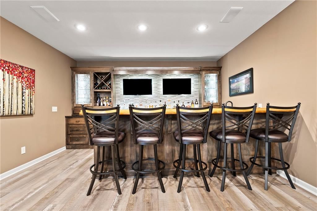 5246 N Walnut Street — photo 19