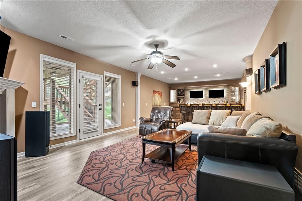 5246 N Walnut Street — photo 21