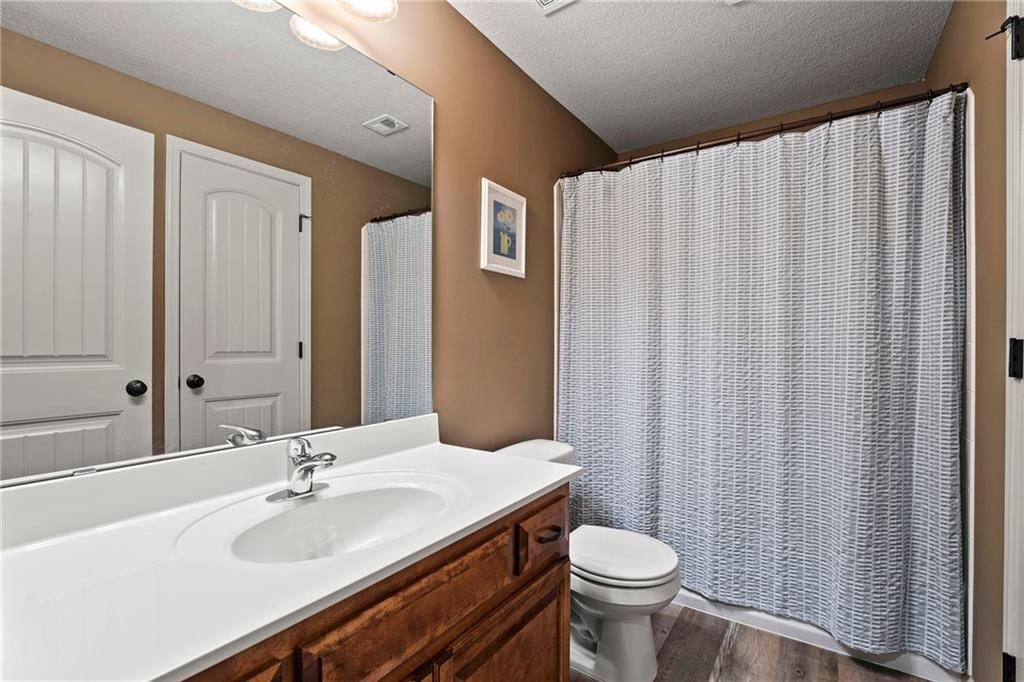 5246 N Walnut Street — photo 23